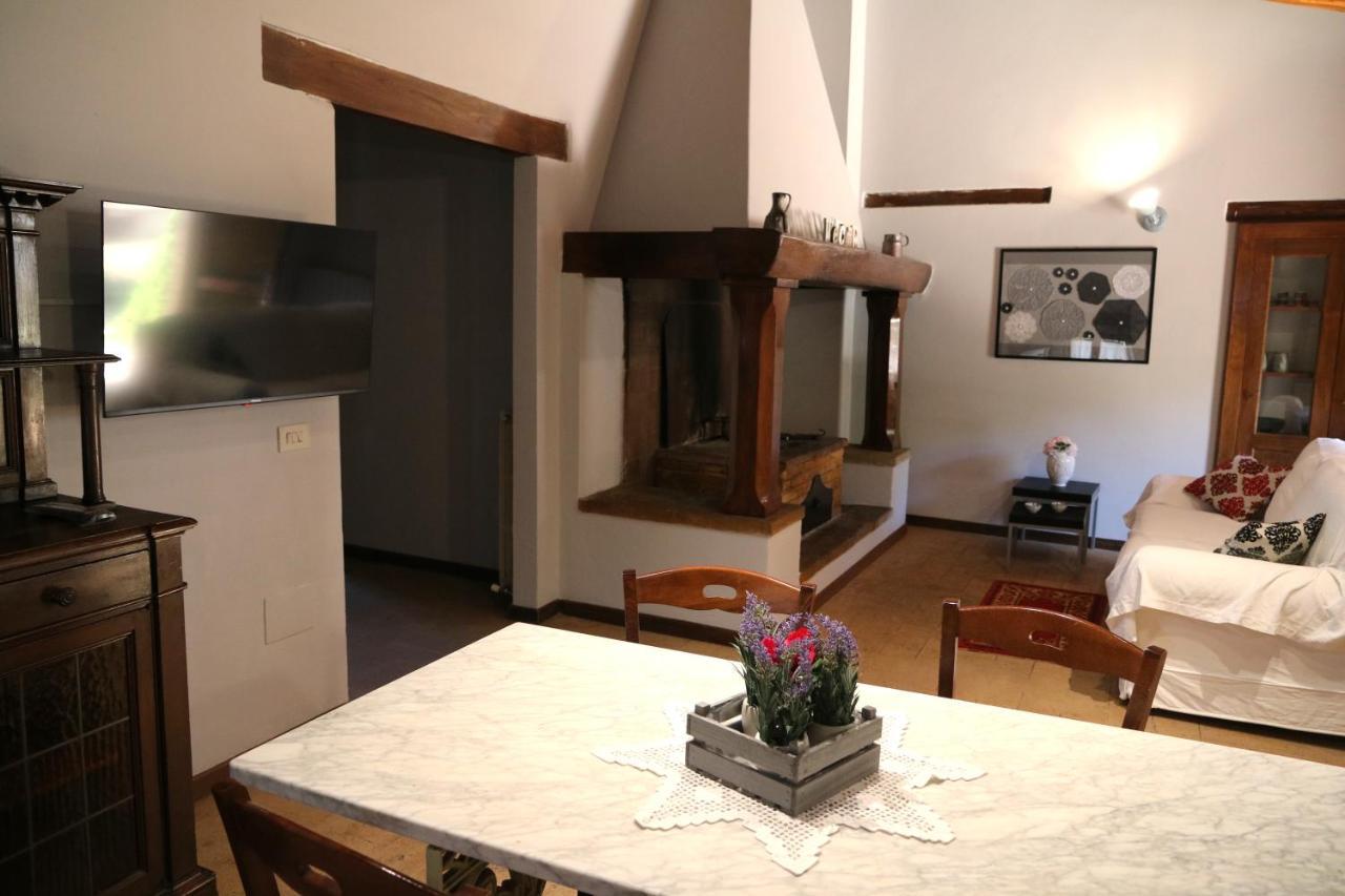 Corte Fratini Appartamenti Треви Экстерьер фото